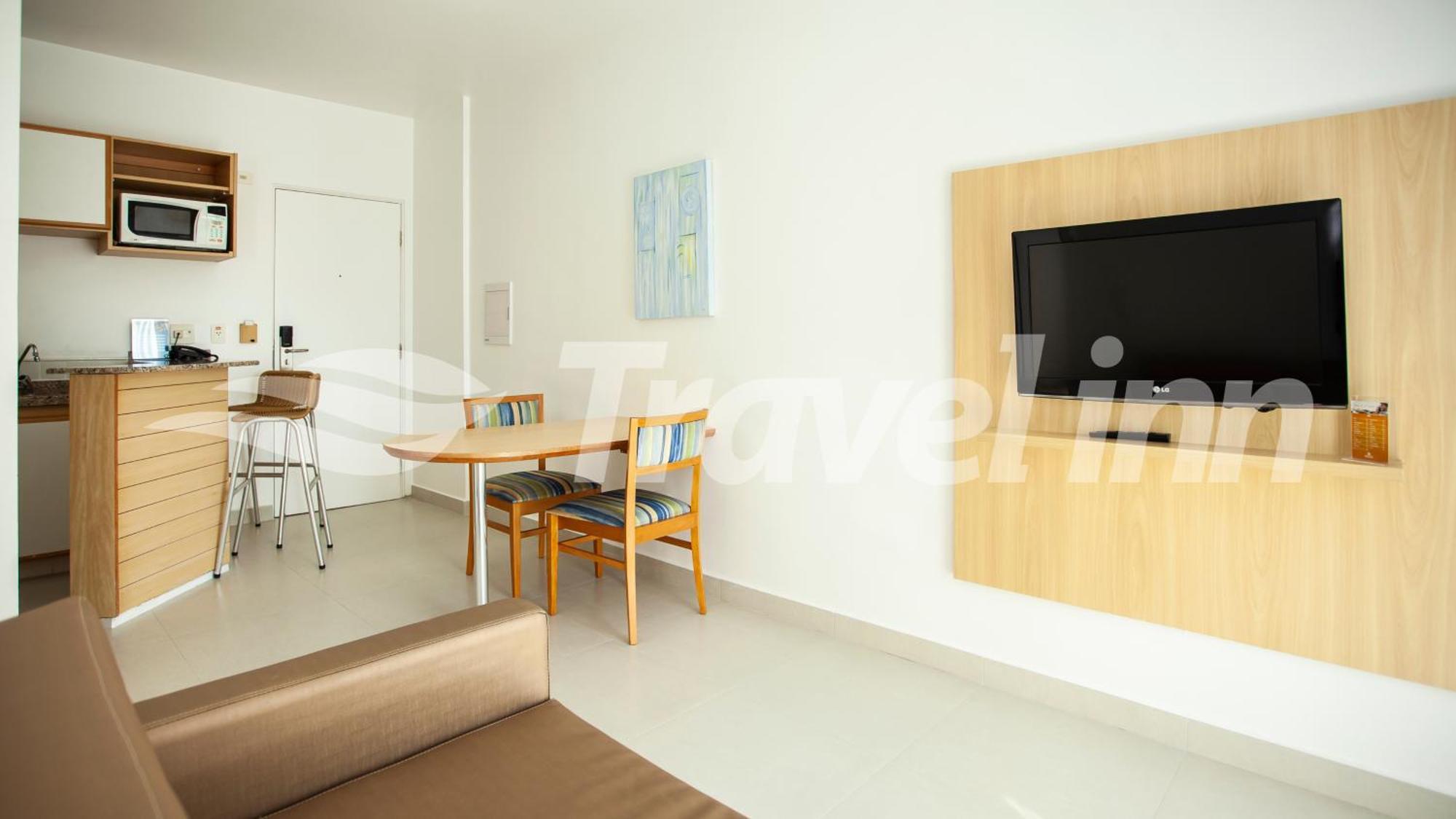 ברטיוגה Travel Inn Flats Riviera מראה חיצוני תמונה