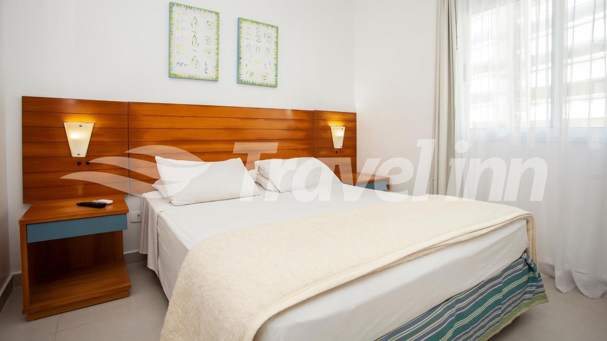 ברטיוגה Travel Inn Flats Riviera מראה חיצוני תמונה